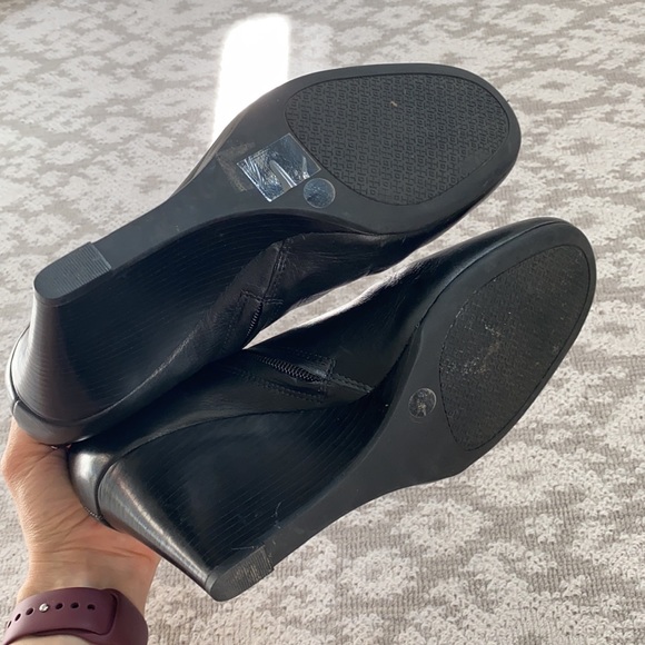 Tory Burch booties - Picture 7 of 8